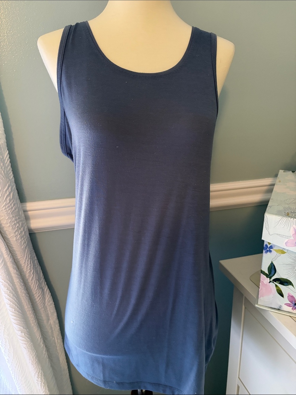 Danskin Navy Scoop Neck Tank Top